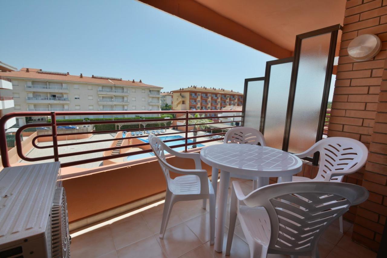 Apartamentos Familiares Sa Gavina Estartit أولاستارتيت المظهر الخارجي الصورة