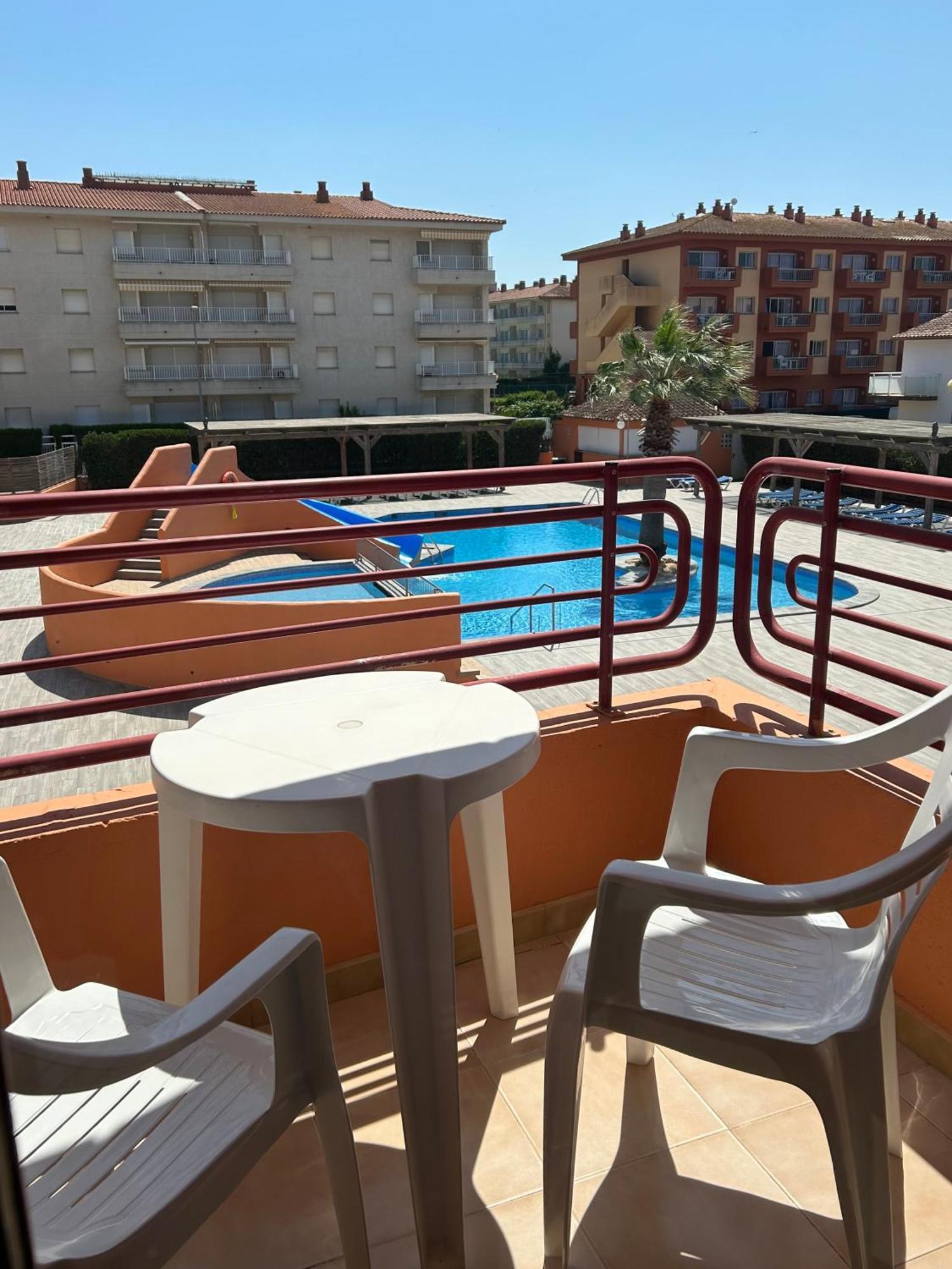Apartamentos Familiares Sa Gavina Estartit أولاستارتيت المظهر الخارجي الصورة